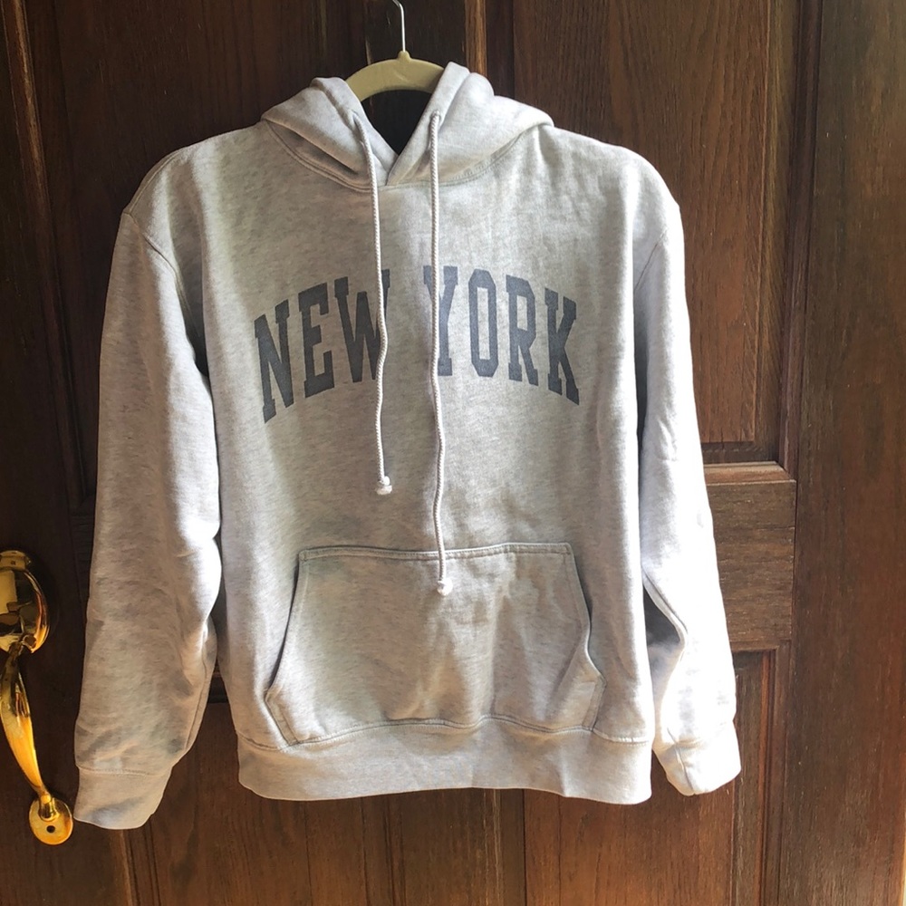 Brandy Melville New York sweatshirt